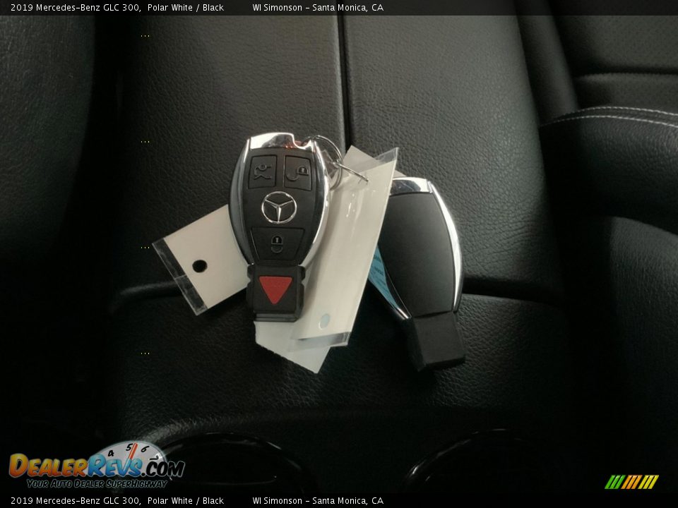 2019 Mercedes-Benz GLC 300 Polar White / Black Photo #28