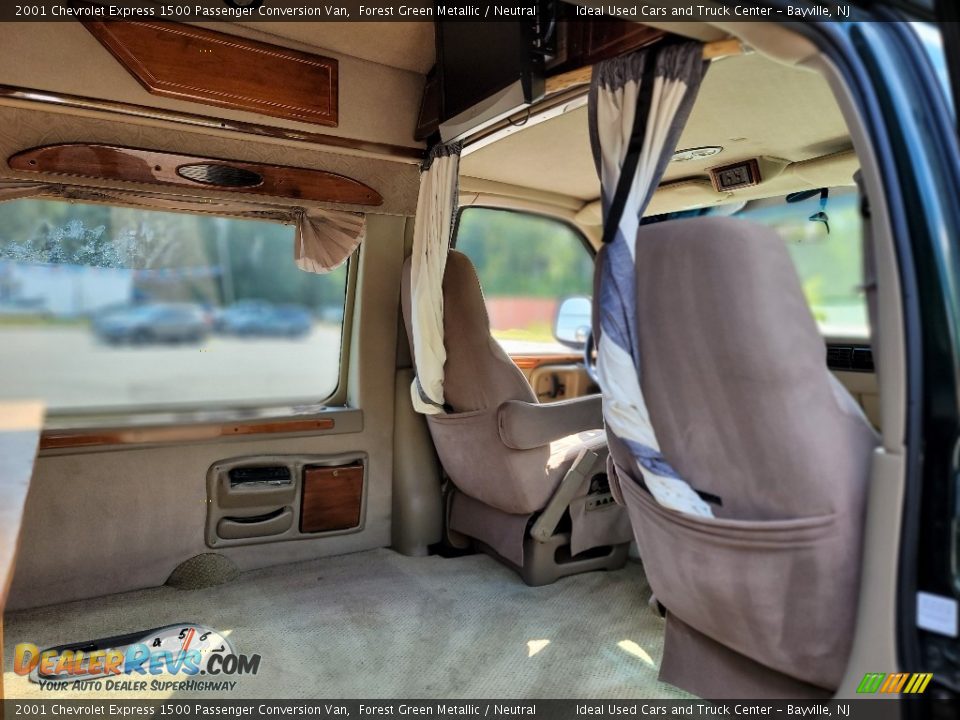 2001 Chevrolet Express 1500 Passenger Conversion Van Forest Green Metallic / Neutral Photo #15