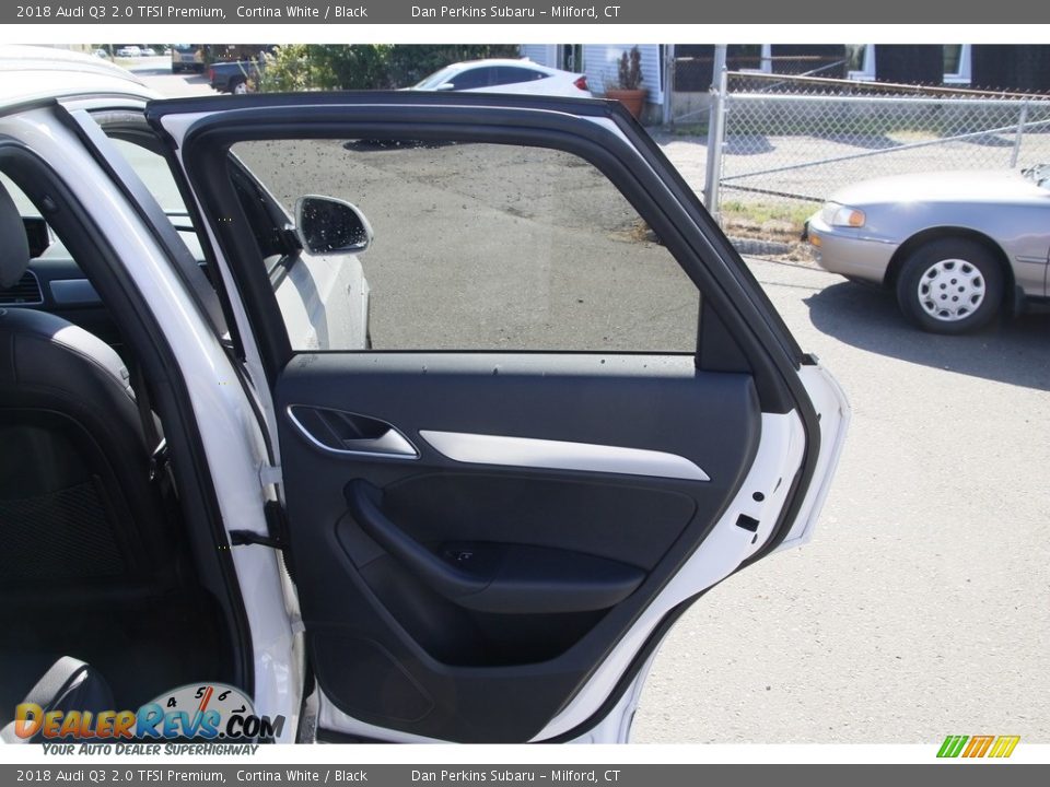 2018 Audi Q3 2.0 TFSI Premium Cortina White / Black Photo #16