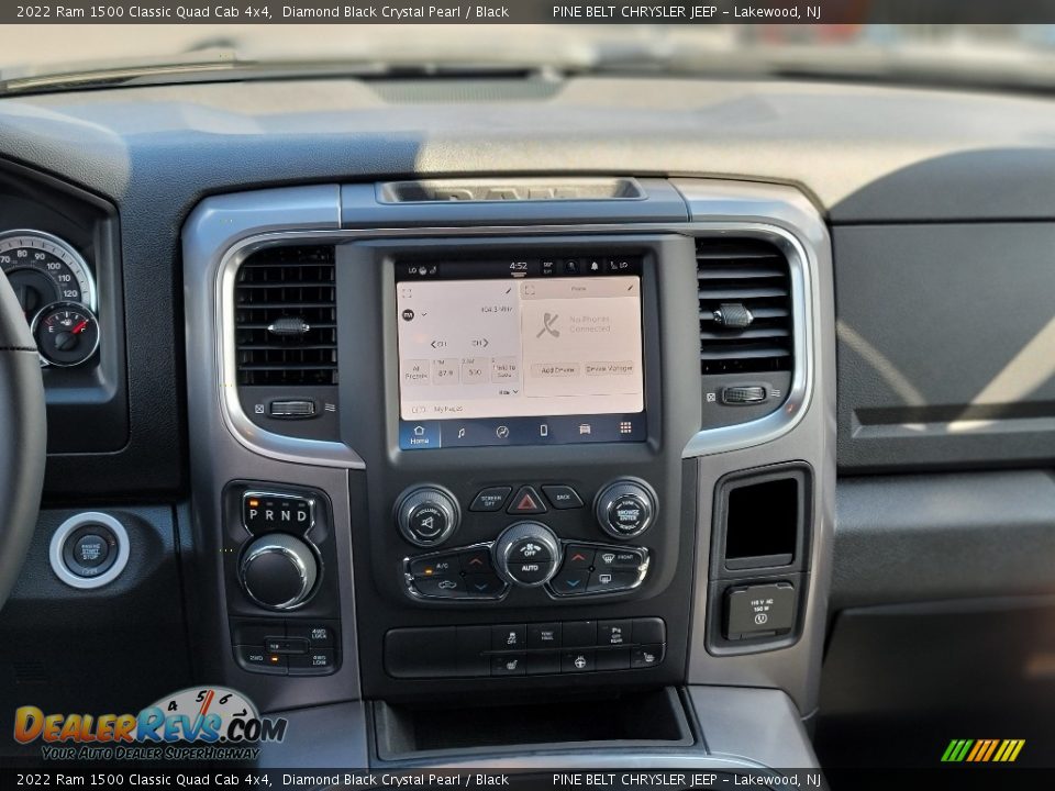 2022 Ram 1500 Classic Quad Cab 4x4 Diamond Black Crystal Pearl / Black Photo #7