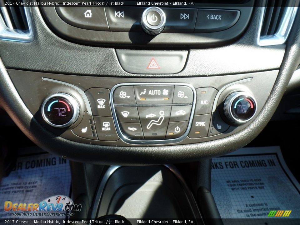 2017 Chevrolet Malibu Hybrid Iridescent Pearl Tricoat / Jet Black Photo #29