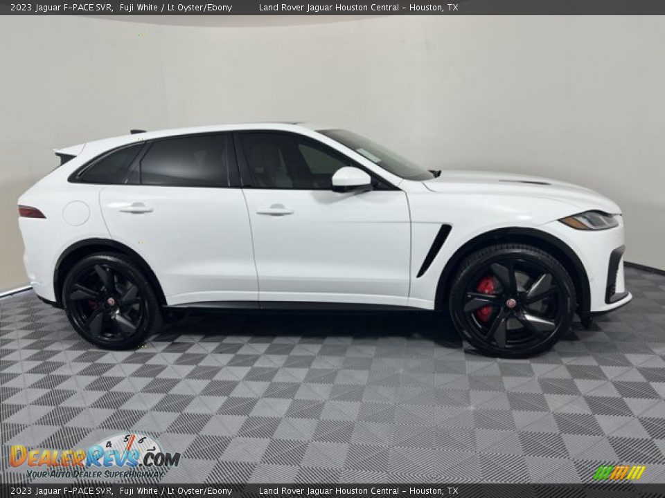 Fuji White 2023 Jaguar F-PACE SVR Photo #10