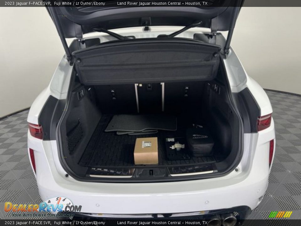2023 Jaguar F-PACE SVR Trunk Photo #24
