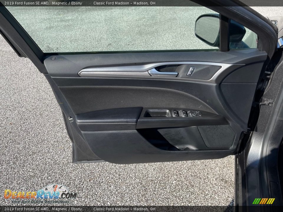 2019 Ford Fusion SE AWD Magnetic / Ebony Photo #12