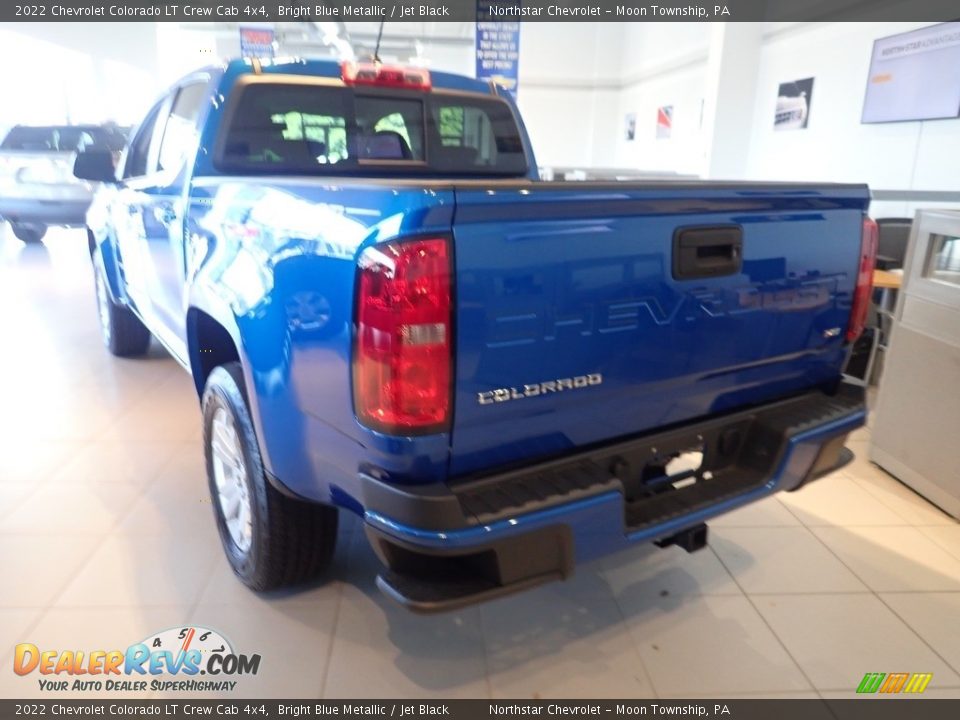 2022 Chevrolet Colorado LT Crew Cab 4x4 Bright Blue Metallic / Jet Black Photo #2