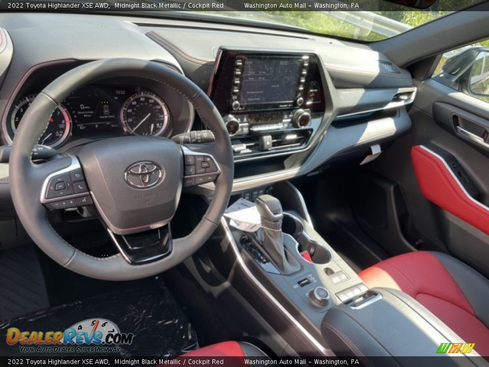 Dashboard of 2022 Toyota Highlander XSE AWD Photo #3