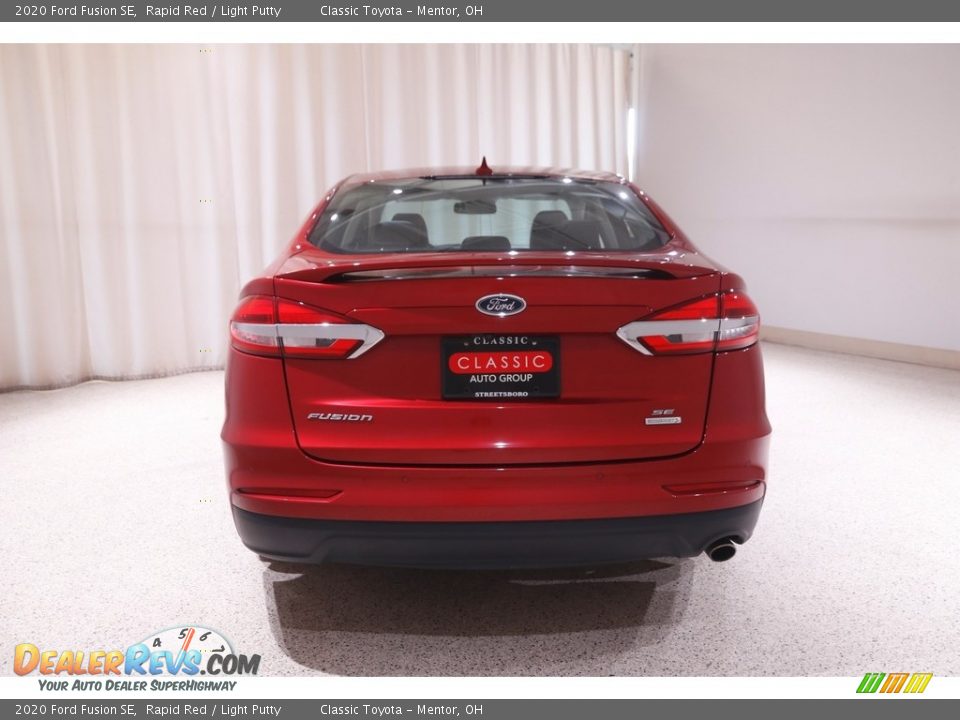 2020 Ford Fusion SE Rapid Red / Light Putty Photo #22