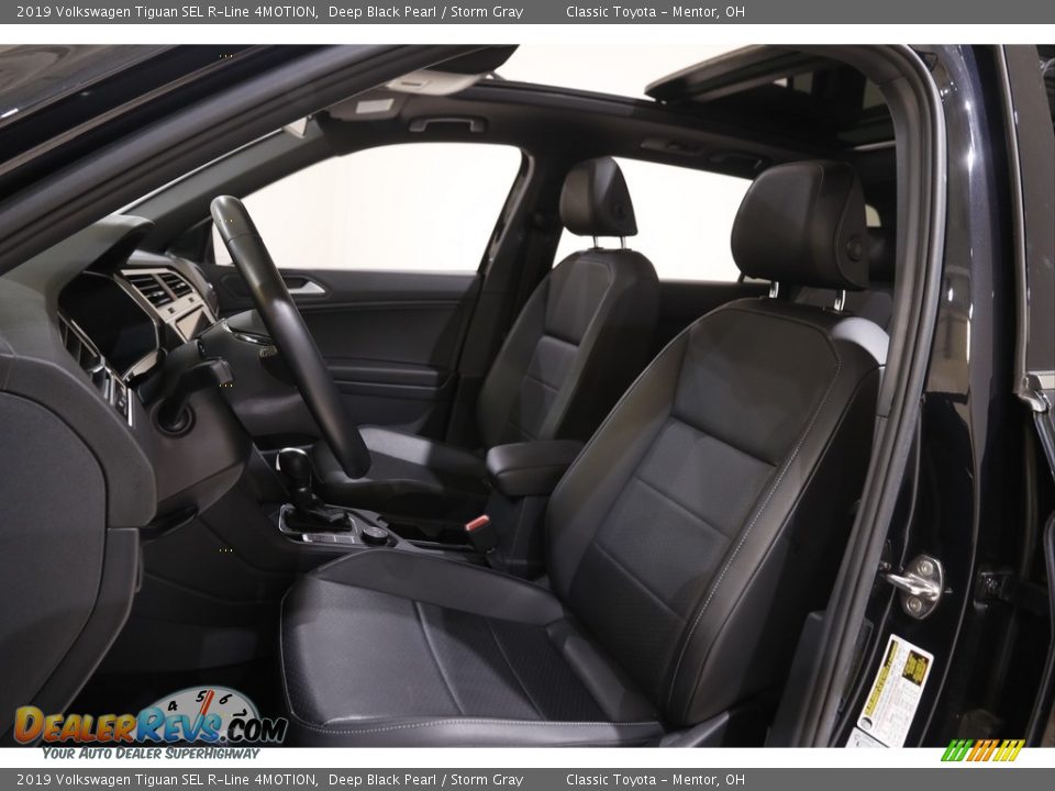 2019 Volkswagen Tiguan SEL R-Line 4MOTION Deep Black Pearl / Storm Gray Photo #5