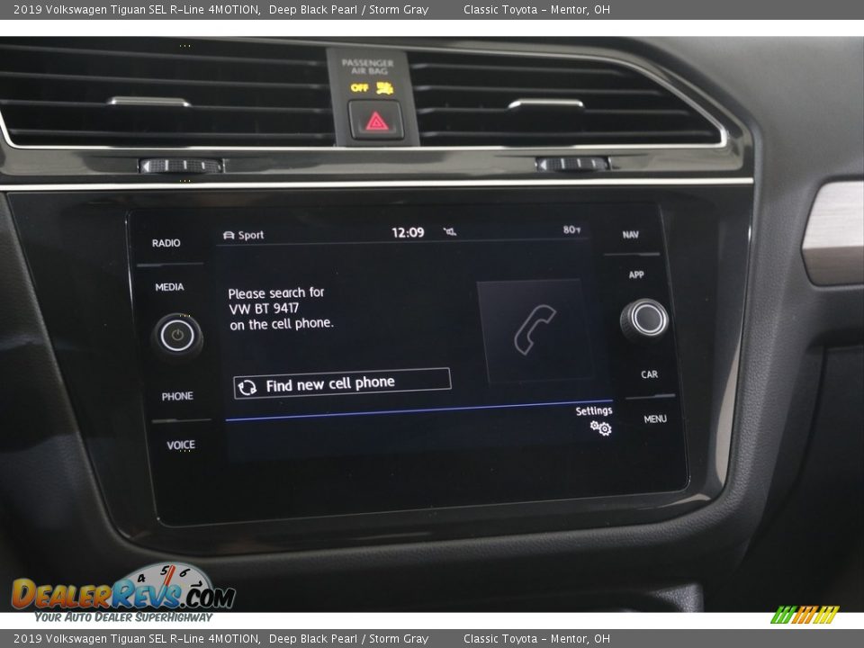 2019 Volkswagen Tiguan SEL R-Line 4MOTION Deep Black Pearl / Storm Gray Photo #11