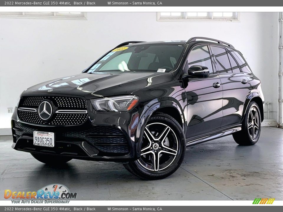 Front 3/4 View of 2022 Mercedes-Benz GLE 350 4Matic Photo #12