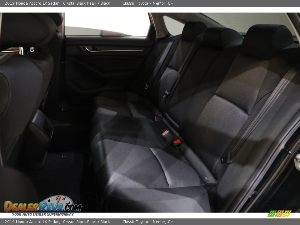 2019 Honda Accord LX Sedan Crystal Black Pearl / Black Photo #16