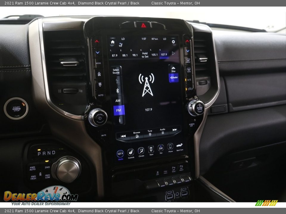 2021 Ram 1500 Laramie Crew Cab 4x4 Diamond Black Crystal Pearl / Black Photo #9