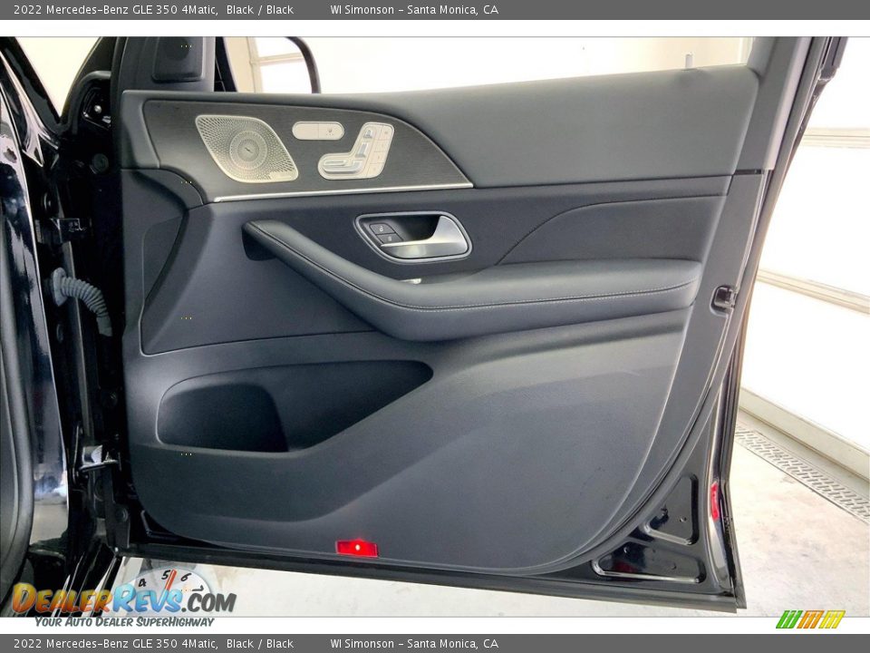 Door Panel of 2022 Mercedes-Benz GLE 350 4Matic Photo #27