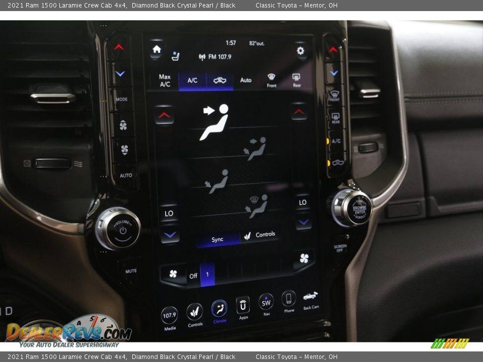 2021 Ram 1500 Laramie Crew Cab 4x4 Diamond Black Crystal Pearl / Black Photo #11