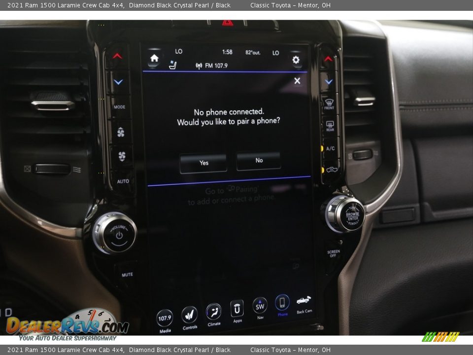 2021 Ram 1500 Laramie Crew Cab 4x4 Diamond Black Crystal Pearl / Black Photo #13