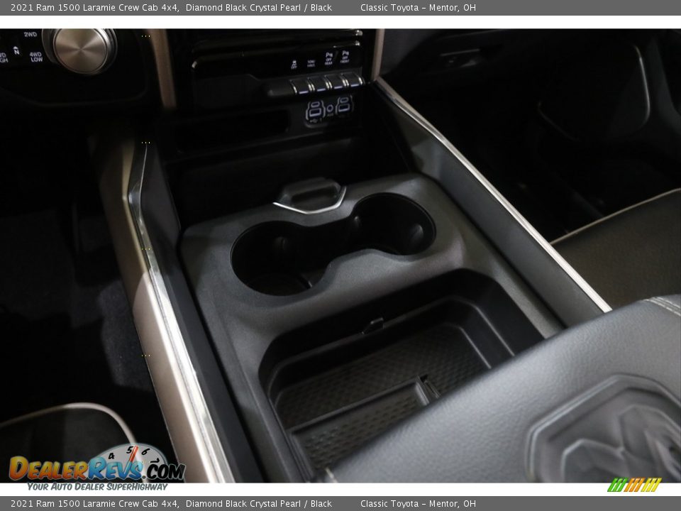 2021 Ram 1500 Laramie Crew Cab 4x4 Diamond Black Crystal Pearl / Black Photo #17
