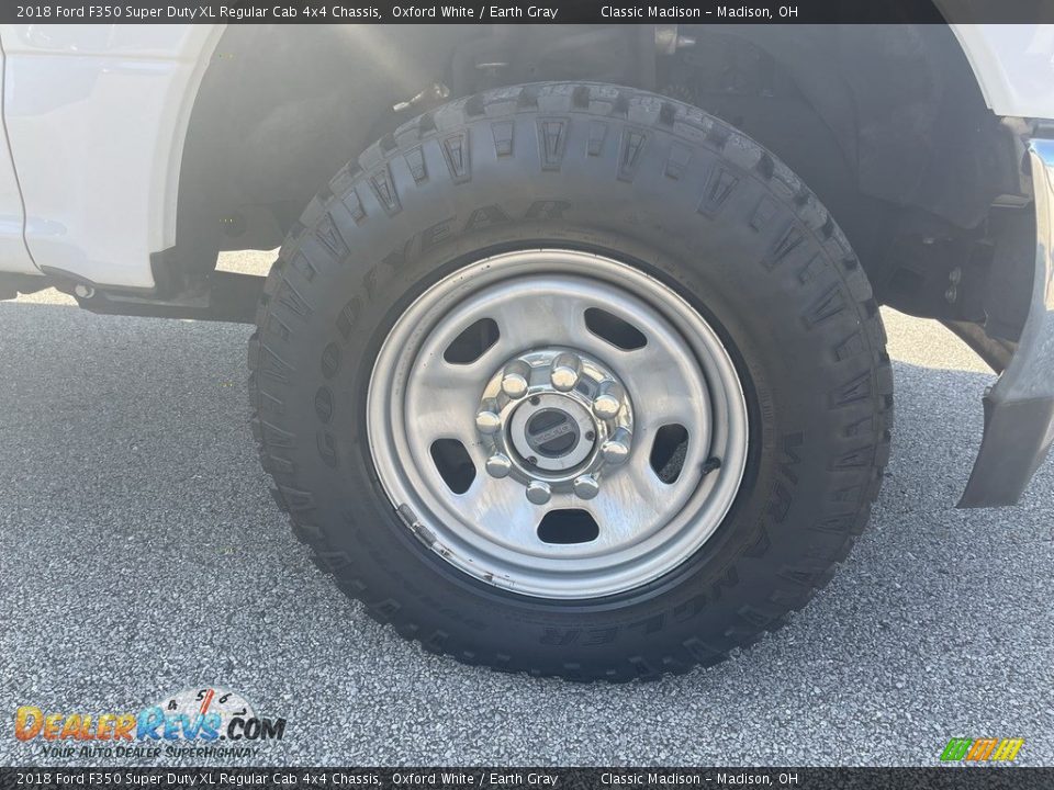 2018 Ford F350 Super Duty XL Regular Cab 4x4 Chassis Wheel Photo #5