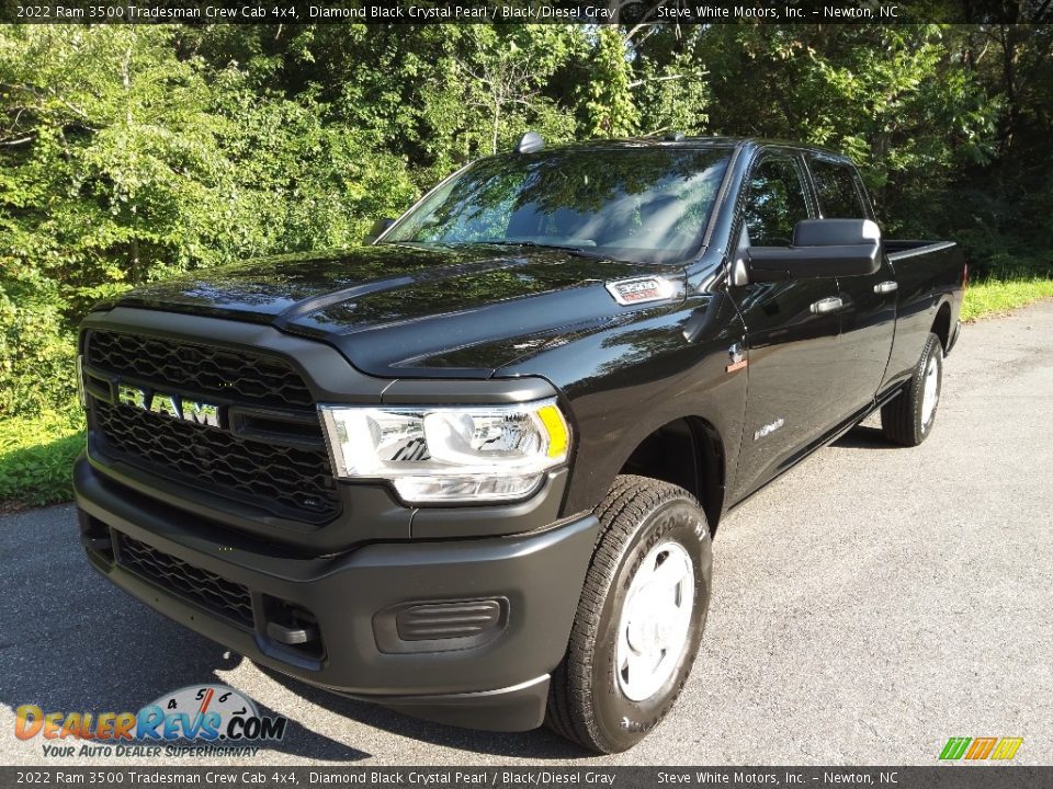 2022 Ram 3500 Tradesman Crew Cab 4x4 Diamond Black Crystal Pearl / Black/Diesel Gray Photo #2