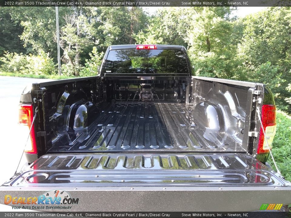2022 Ram 3500 Tradesman Crew Cab 4x4 Diamond Black Crystal Pearl / Black/Diesel Gray Photo #8