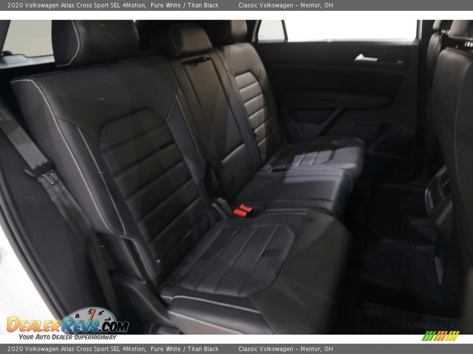2020 Volkswagen Atlas Cross Sport SEL 4Motion Pure White / Titan Black Photo #17