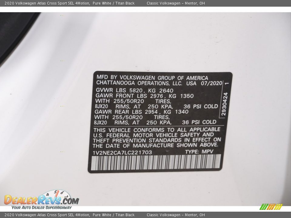 2020 Volkswagen Atlas Cross Sport SEL 4Motion Pure White / Titan Black Photo #21