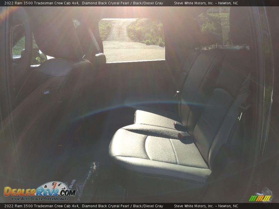 2022 Ram 3500 Tradesman Crew Cab 4x4 Diamond Black Crystal Pearl / Black/Diesel Gray Photo #14