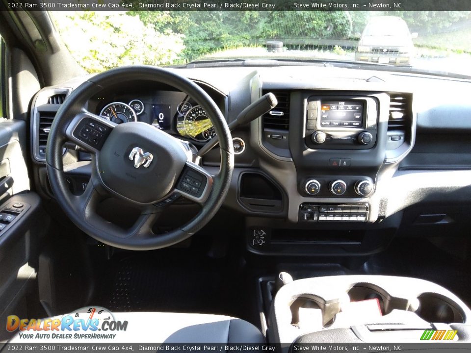 2022 Ram 3500 Tradesman Crew Cab 4x4 Diamond Black Crystal Pearl / Black/Diesel Gray Photo #19