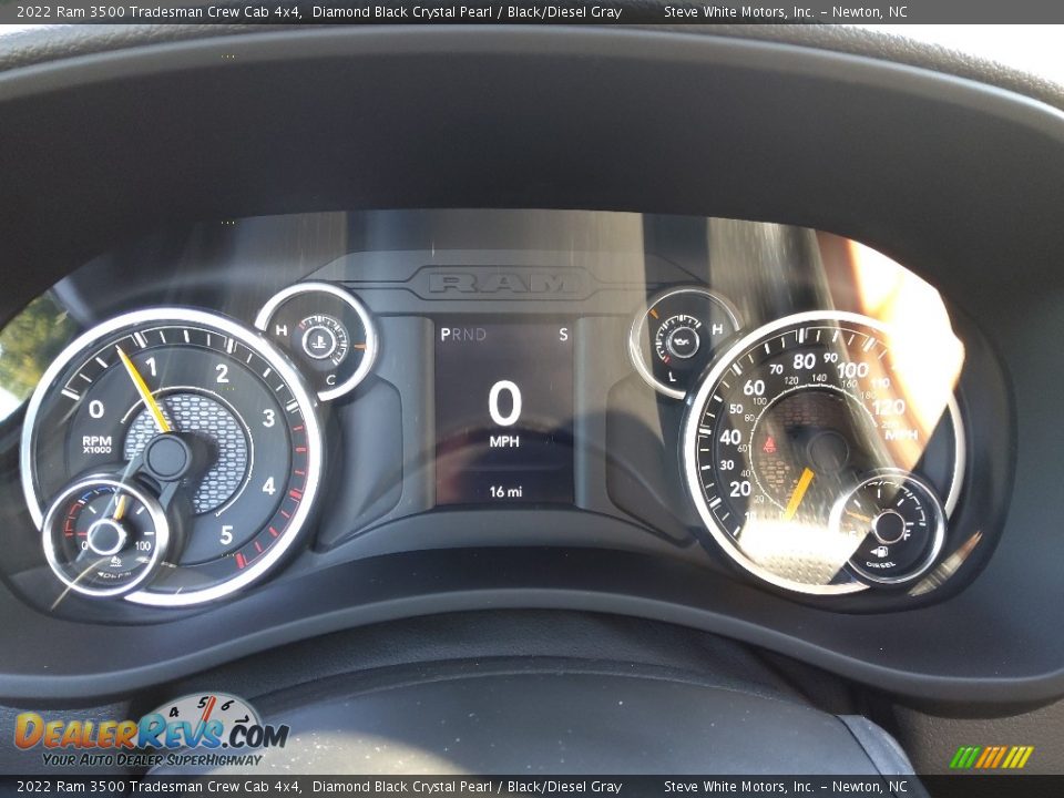 2022 Ram 3500 Tradesman Crew Cab 4x4 Diamond Black Crystal Pearl / Black/Diesel Gray Photo #22