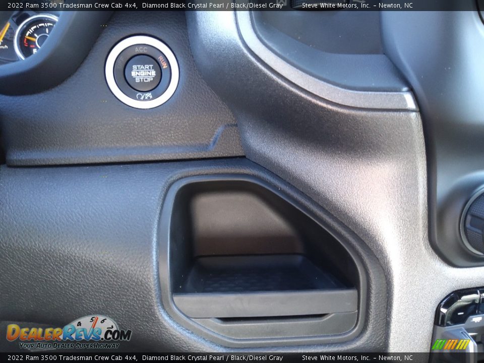 2022 Ram 3500 Tradesman Crew Cab 4x4 Diamond Black Crystal Pearl / Black/Diesel Gray Photo #23