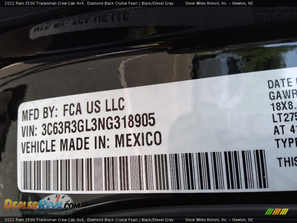 2022 Ram 3500 Tradesman Crew Cab 4x4 Diamond Black Crystal Pearl / Black/Diesel Gray Photo #31