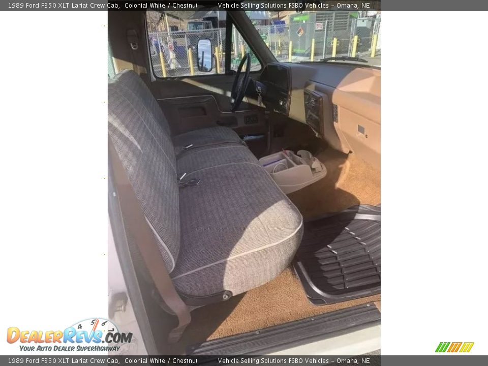 Front Seat of 1989 Ford F350 XLT Lariat Crew Cab Photo #5