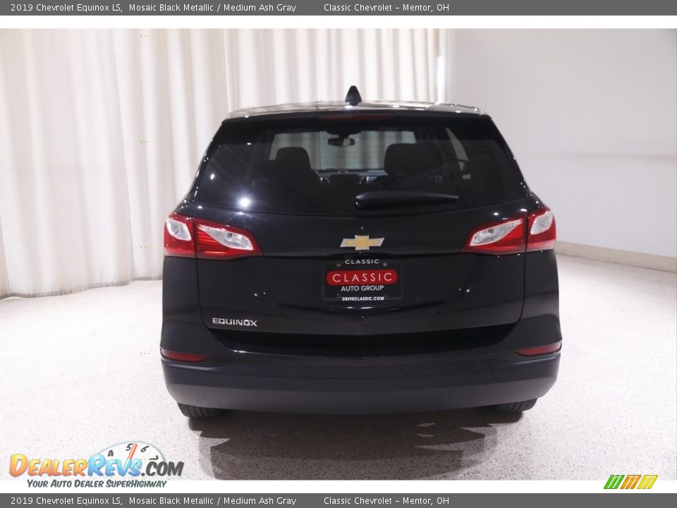 2019 Chevrolet Equinox LS Mosaic Black Metallic / Medium Ash Gray Photo #17