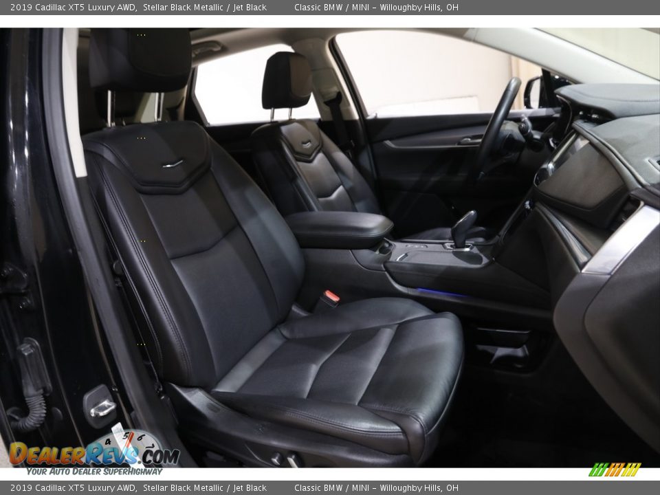 2019 Cadillac XT5 Luxury AWD Stellar Black Metallic / Jet Black Photo #16