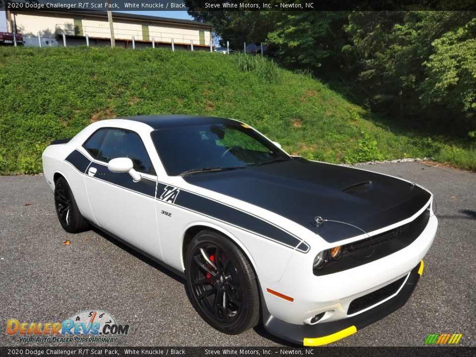 Front 3/4 View of 2020 Dodge Challenger R/T Scat Pack Photo #5