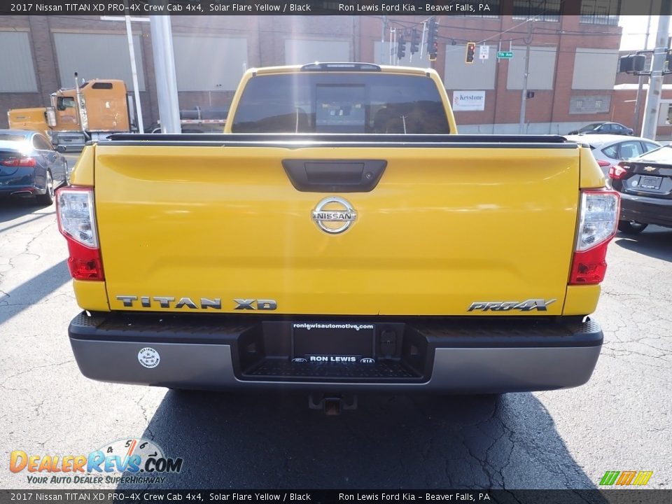 2017 Nissan TITAN XD PRO-4X Crew Cab 4x4 Solar Flare Yellow / Black Photo #7