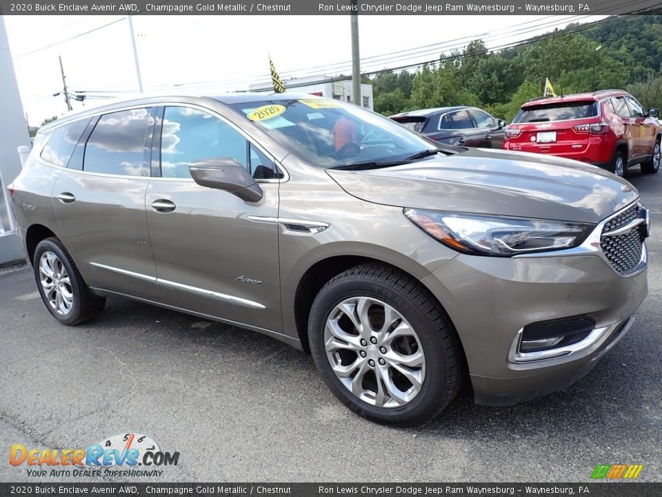 Front 3/4 View of 2020 Buick Enclave Avenir AWD Photo #8