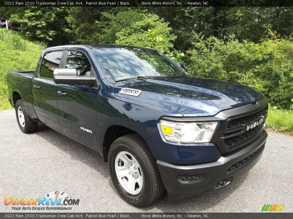 2022 Ram 1500 Tradesman Crew Cab 4x4 Patriot Blue Pearl / Black Photo #4