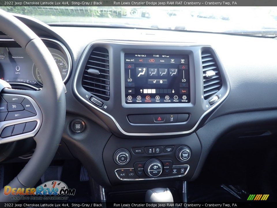 2022 Jeep Cherokee Latitude Lux 4x4 Sting-Gray / Black Photo #17