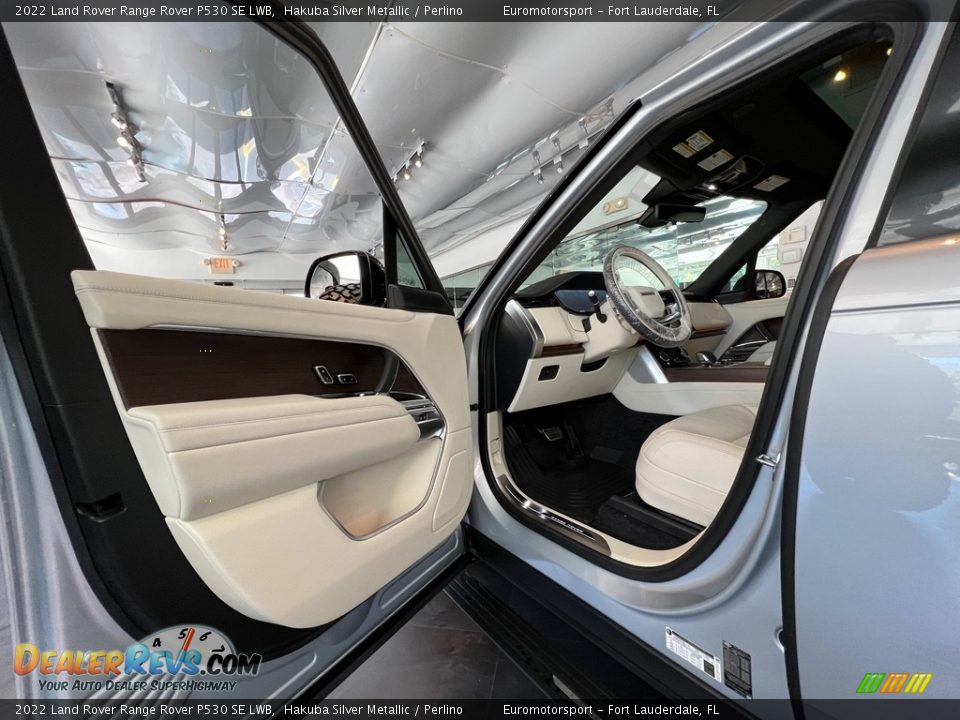 2022 Land Rover Range Rover P530 SE LWB Hakuba Silver Metallic / Perlino Photo #4