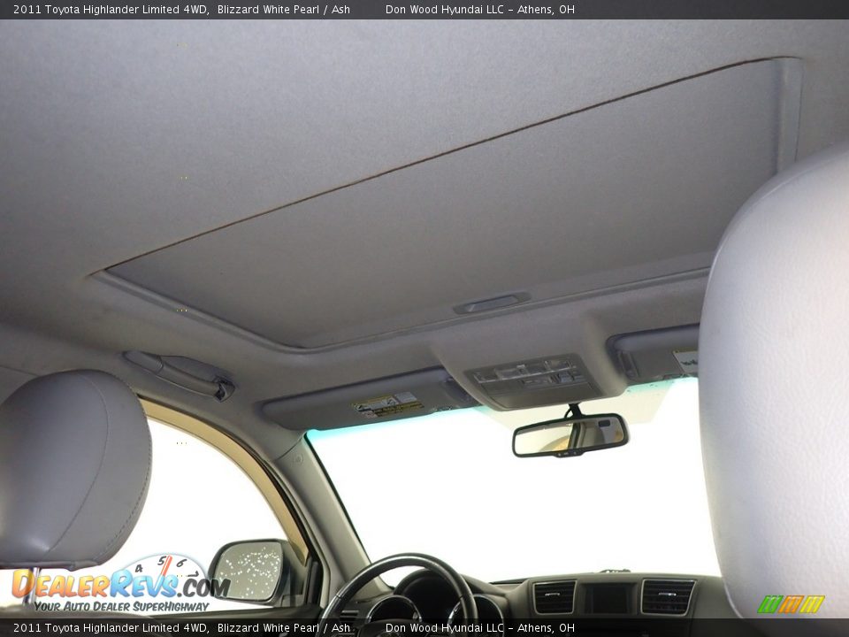 2011 Toyota Highlander Limited 4WD Blizzard White Pearl / Ash Photo #2