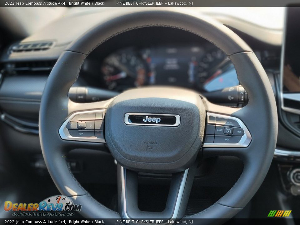 2022 Jeep Compass Altitude 4x4 Bright White / Black Photo #8