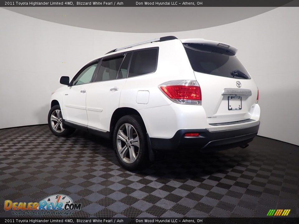 2011 Toyota Highlander Limited 4WD Blizzard White Pearl / Ash Photo #12