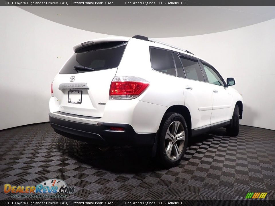2011 Toyota Highlander Limited 4WD Blizzard White Pearl / Ash Photo #18