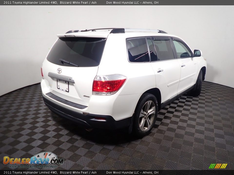 2011 Toyota Highlander Limited 4WD Blizzard White Pearl / Ash Photo #19
