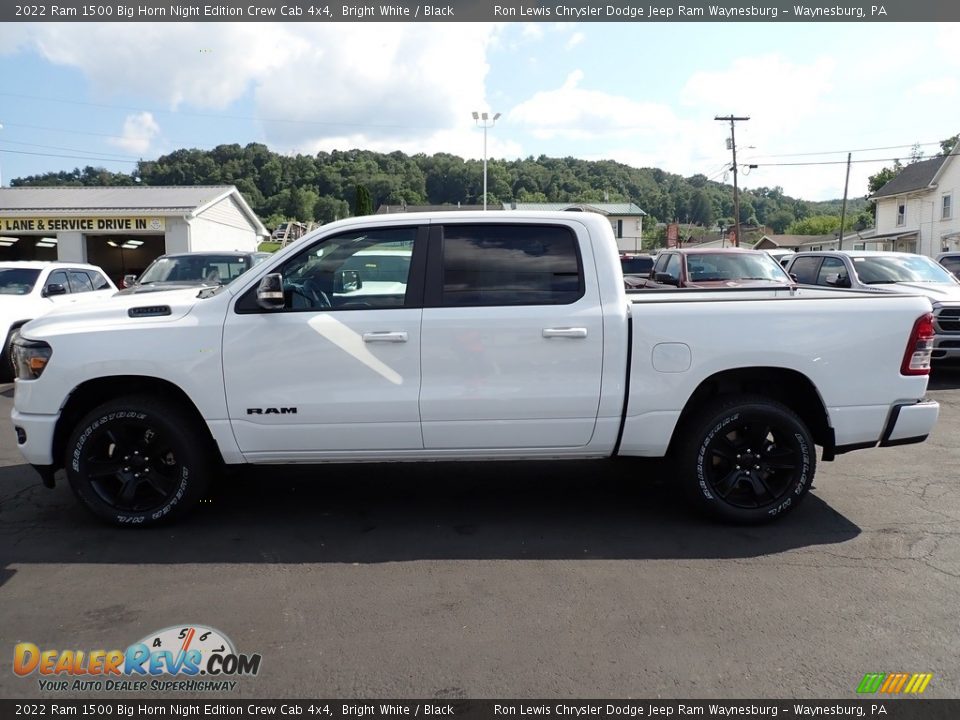 2022 Ram 1500 Big Horn Night Edition Crew Cab 4x4 Bright White / Black Photo #2