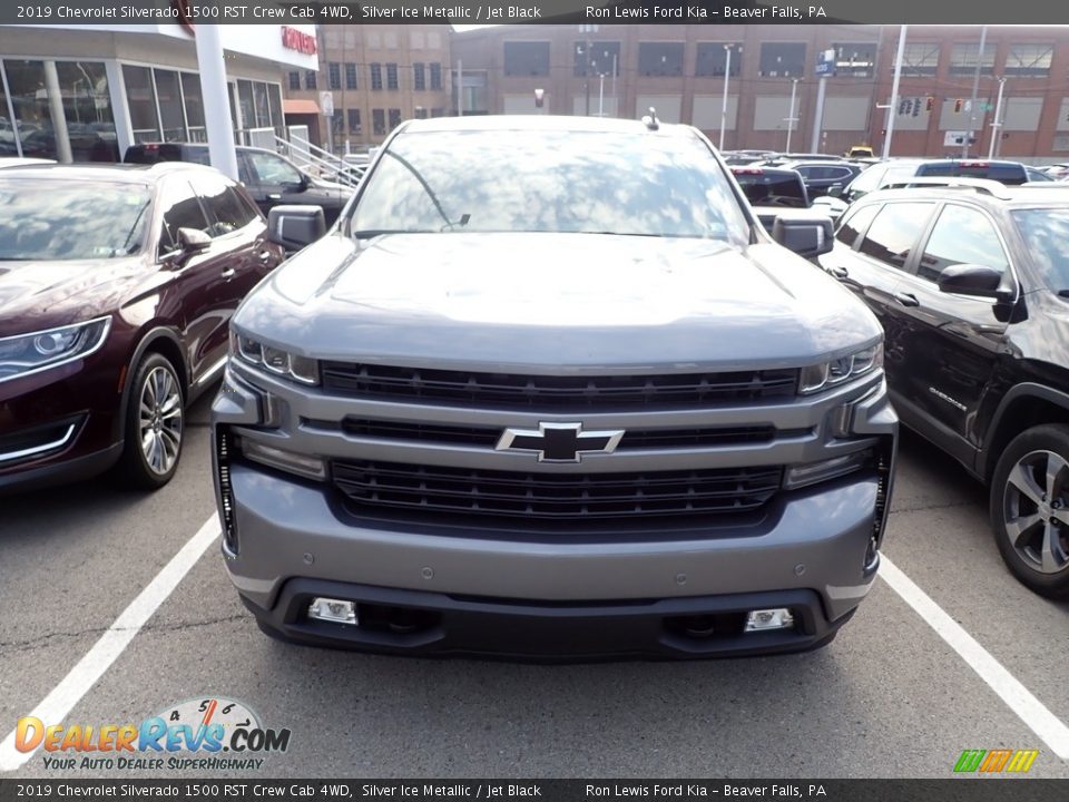 2019 Chevrolet Silverado 1500 RST Crew Cab 4WD Silver Ice Metallic / Jet Black Photo #2