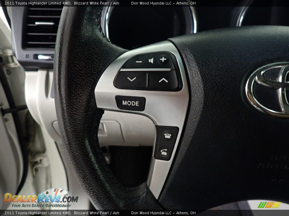 2011 Toyota Highlander Limited 4WD Blizzard White Pearl / Ash Photo #29
