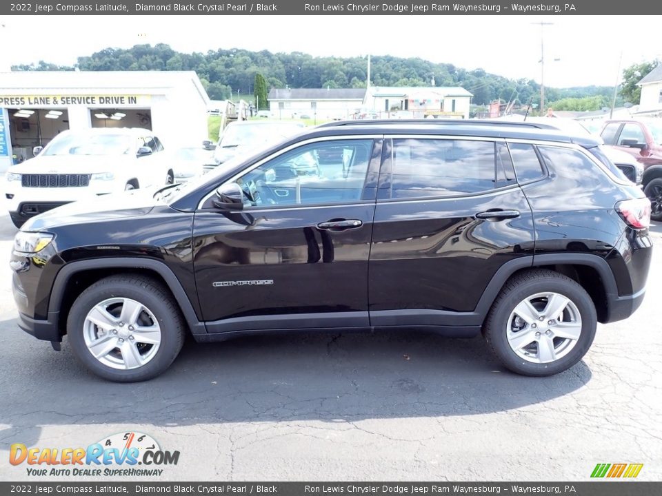 2022 Jeep Compass Latitude Diamond Black Crystal Pearl / Black Photo #2