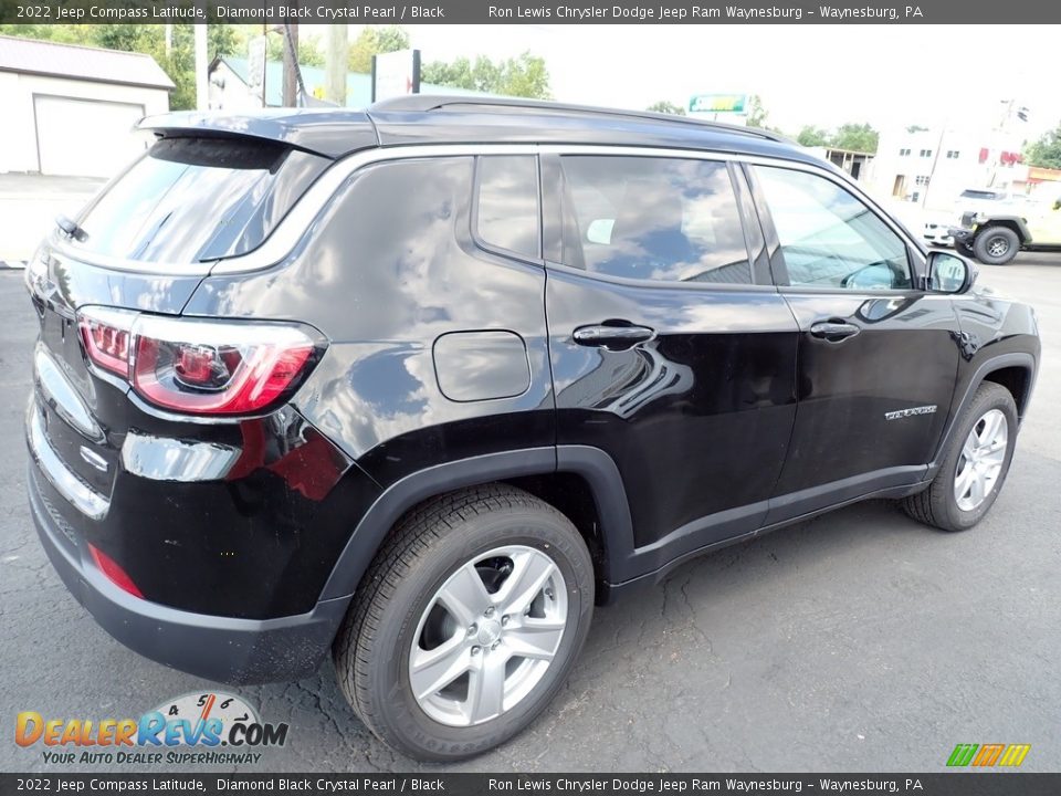 2022 Jeep Compass Latitude Diamond Black Crystal Pearl / Black Photo #6