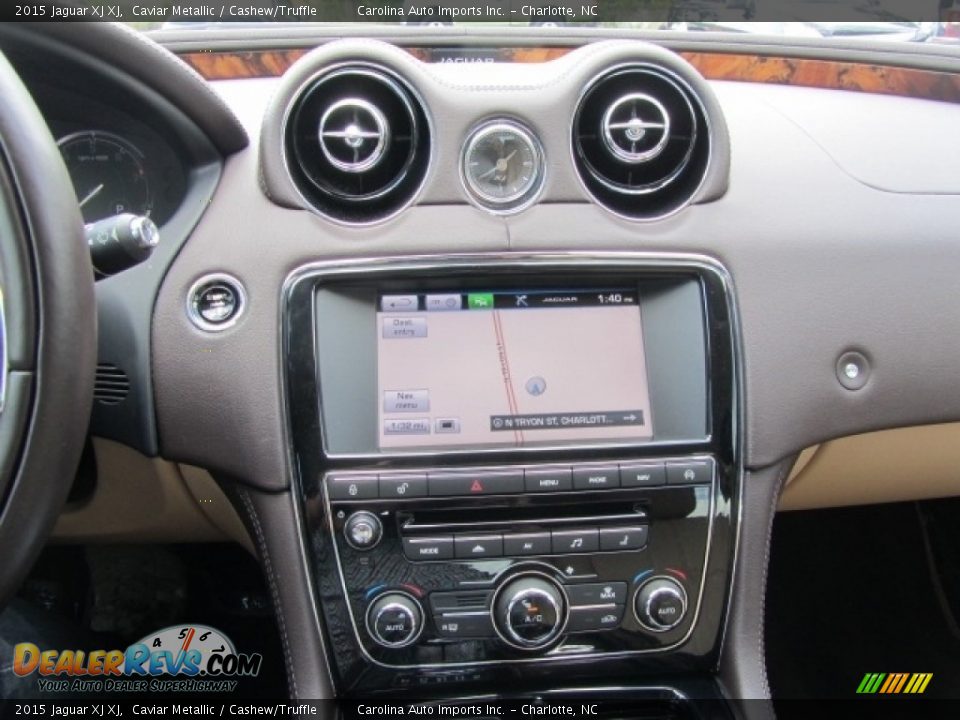 Controls of 2015 Jaguar XJ XJ Photo #15